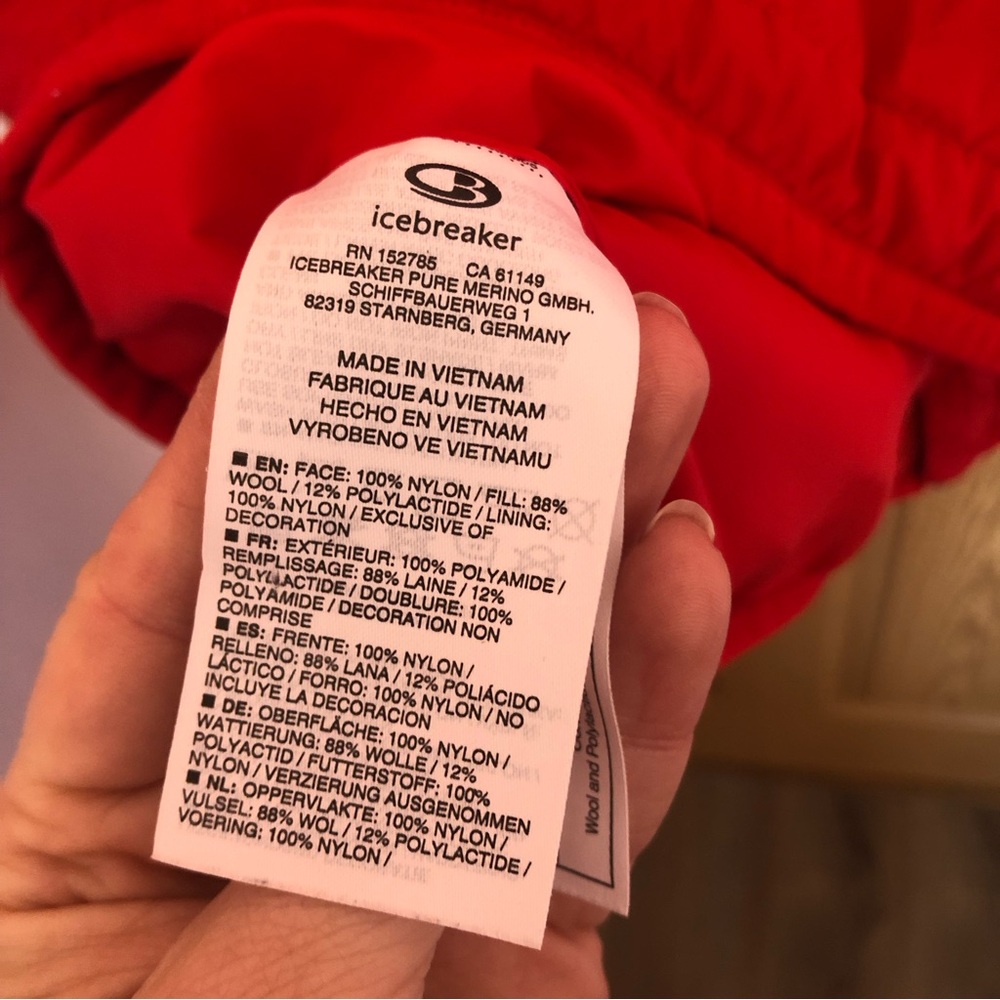 Icebreaker Red Jacket - Picture 4 of 4